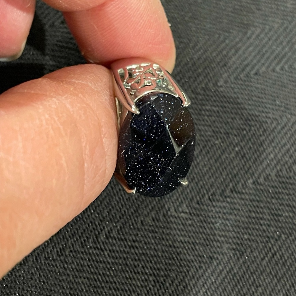 Lia sophia ring